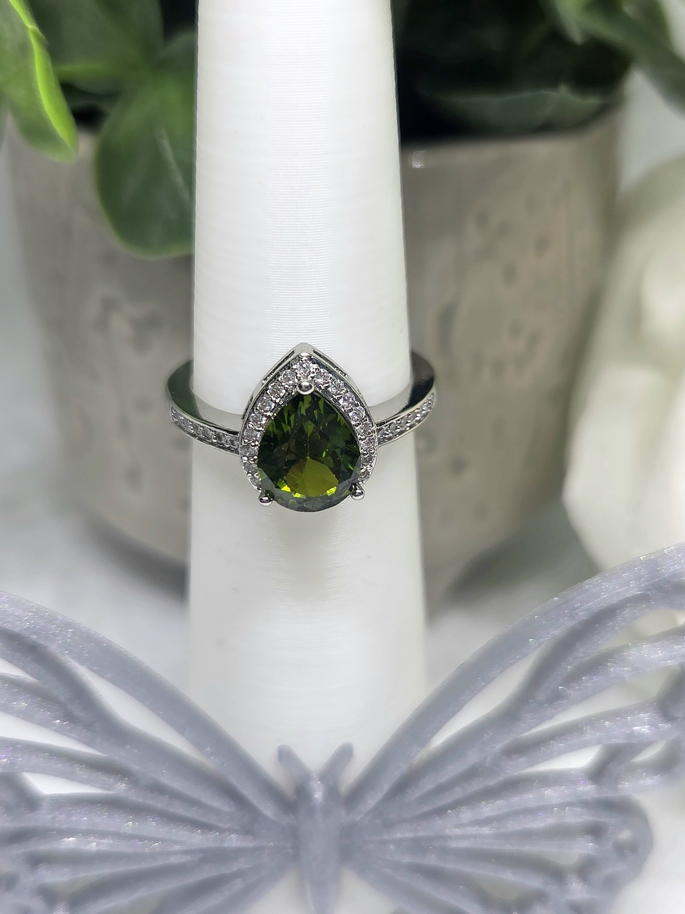 Silver Pear-Cut Green Peridot Gemstone Halo Ring